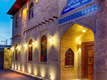 هتل سنتی درباری شیراز